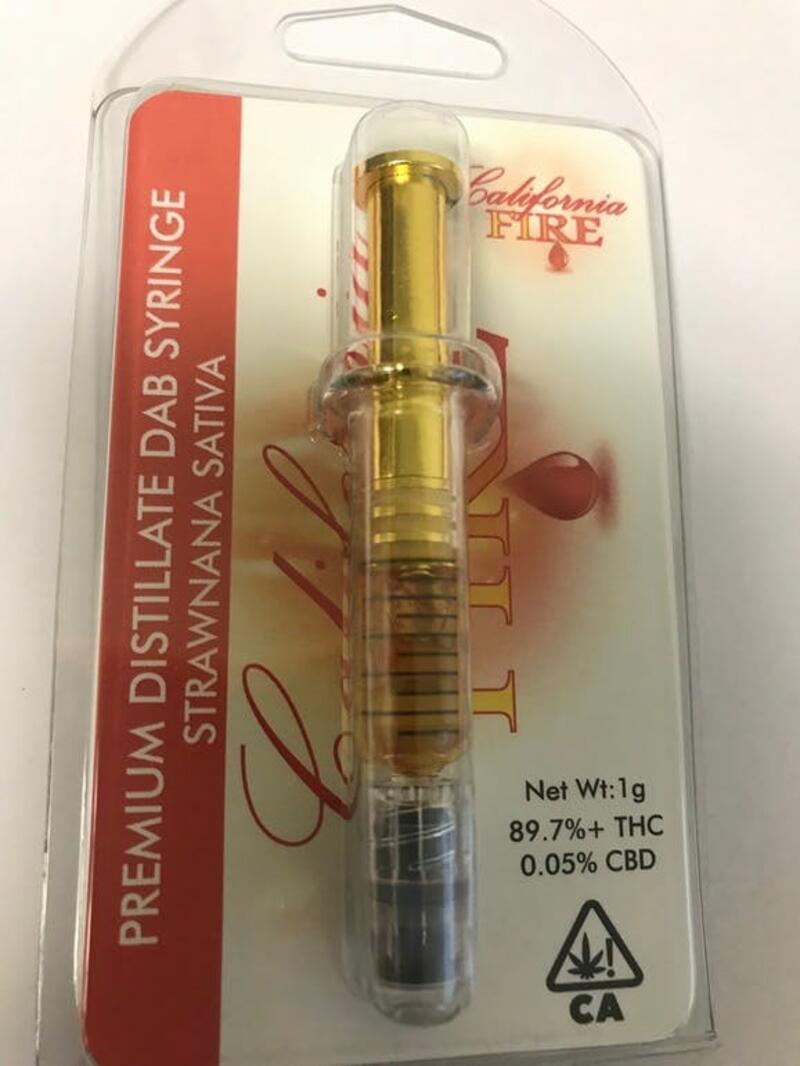 Strawnana California FIRE Distillate Syringe