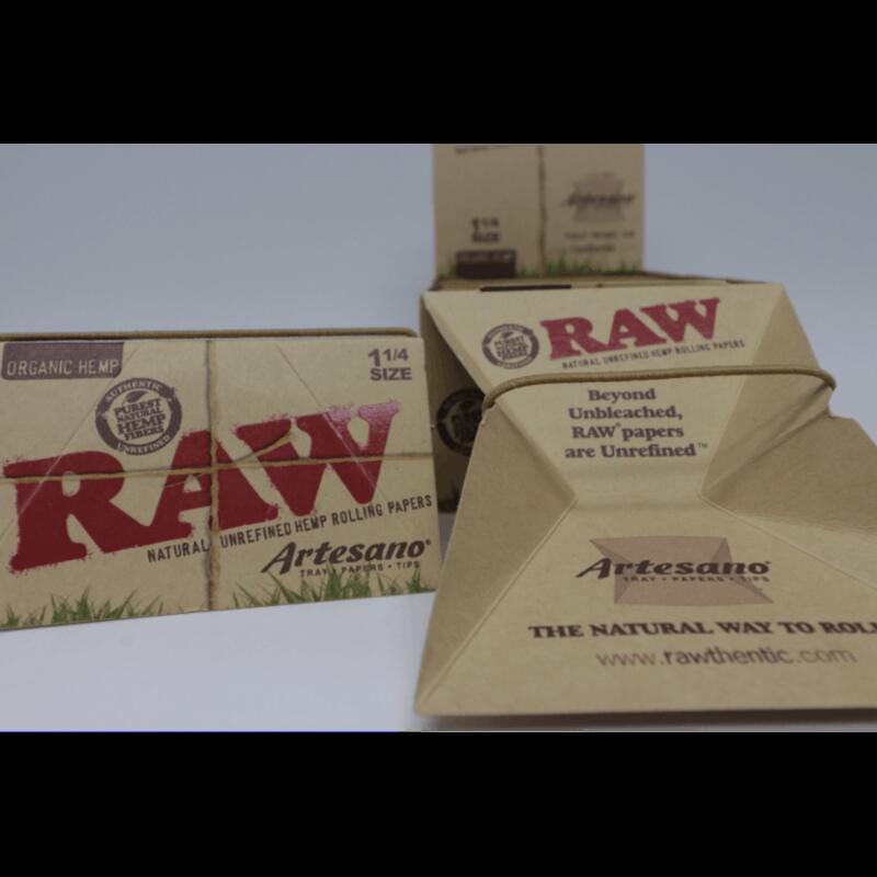 RAW ARTESANO ORGANIC HEMP 1 1/4 15CT/BOX (PAPER-TRAY-TIPS), Unit
