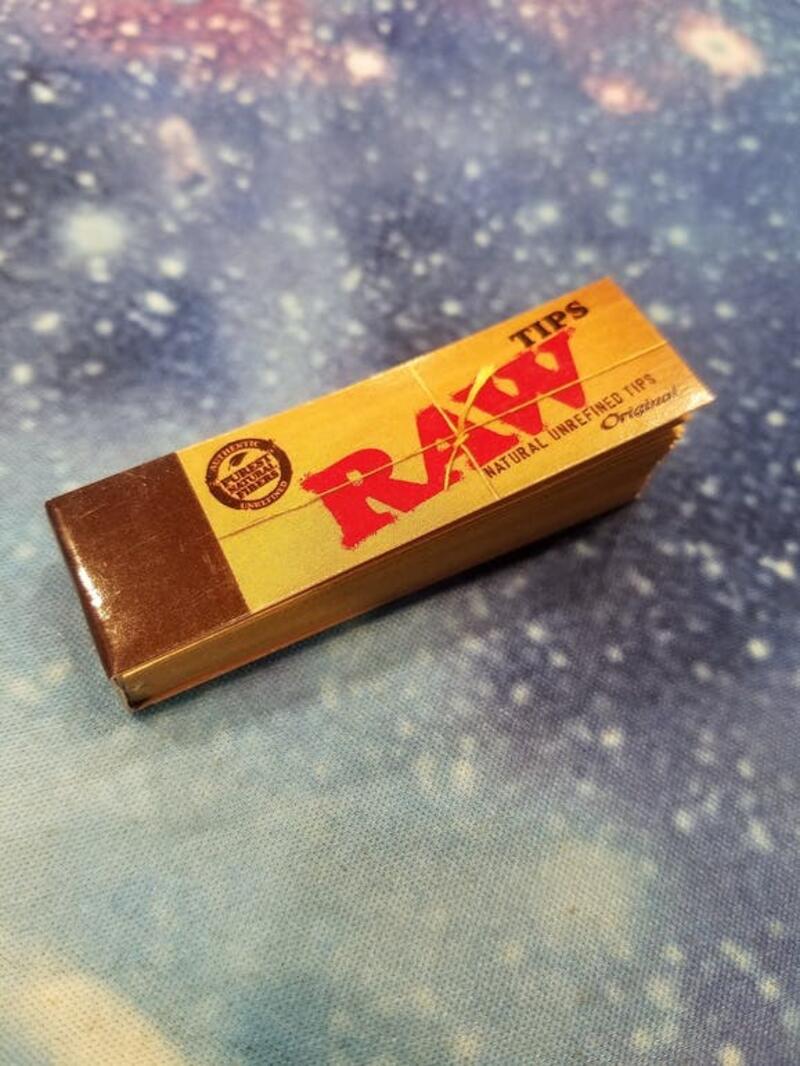 RAW TIPS (TAX INCLUDED)