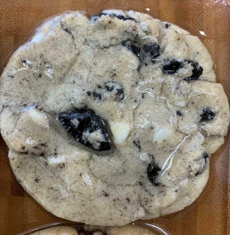 cookies n' cream cookie