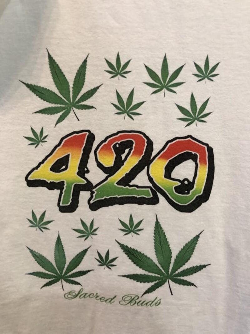Sacred Buds 420 Men's T-shirt