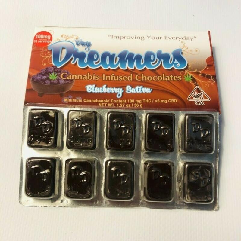 Day Dreamers Chococlate Sativa Blueberry 100mg