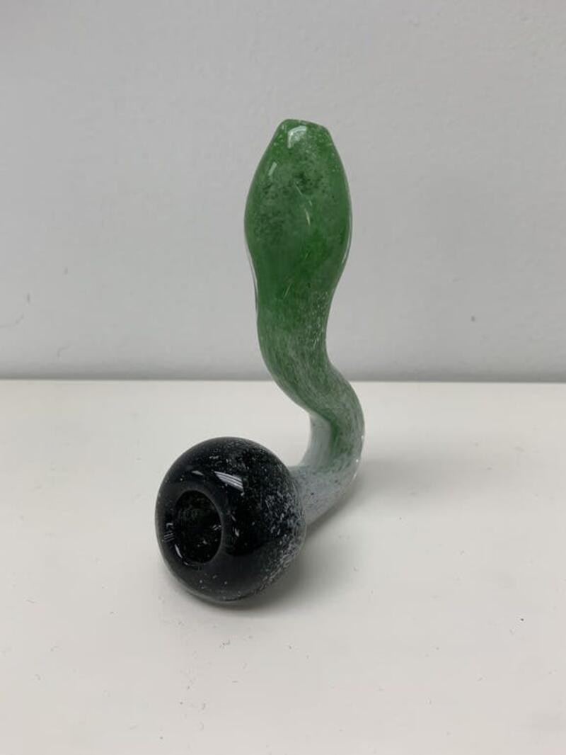 GREEN BLACK PIPE