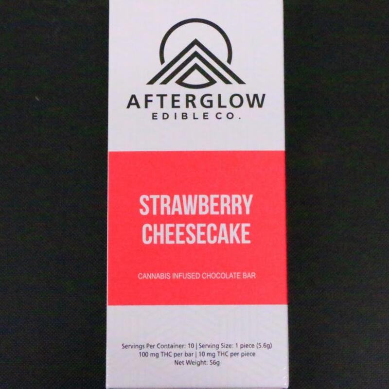 100mg Chocolate Bar - Strawberry Cheesecake