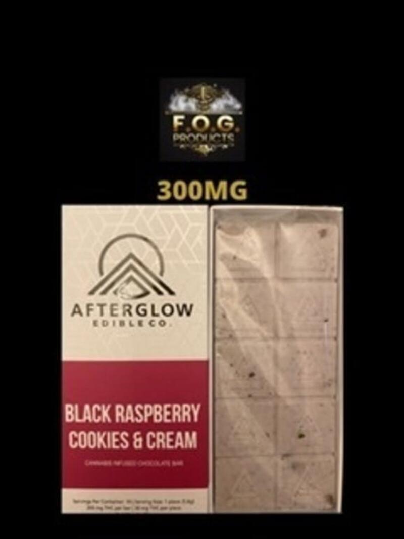 Black Raspberry Cookies & Cream Chocolate Bar 300 MG