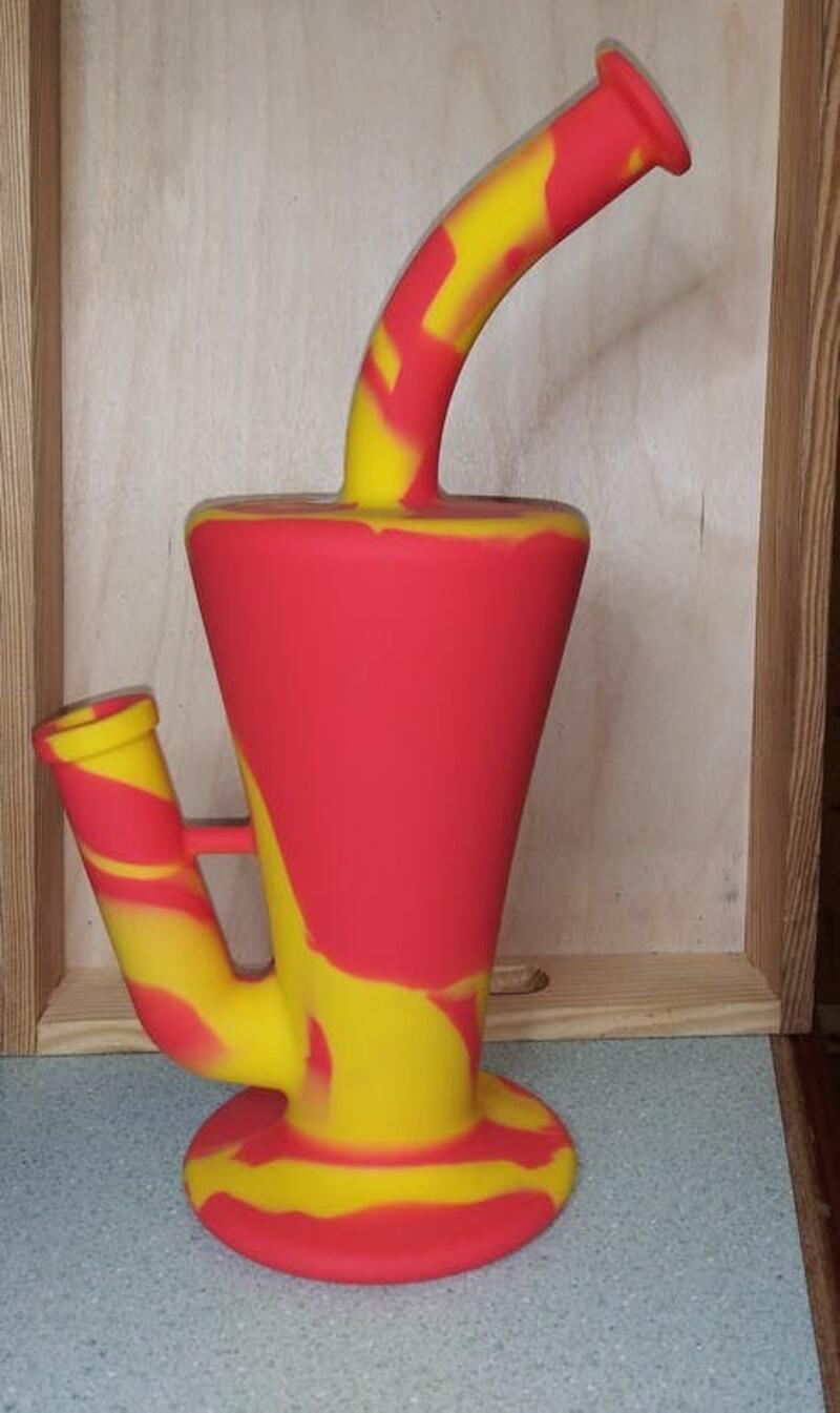 11" Silicone Cup Bong