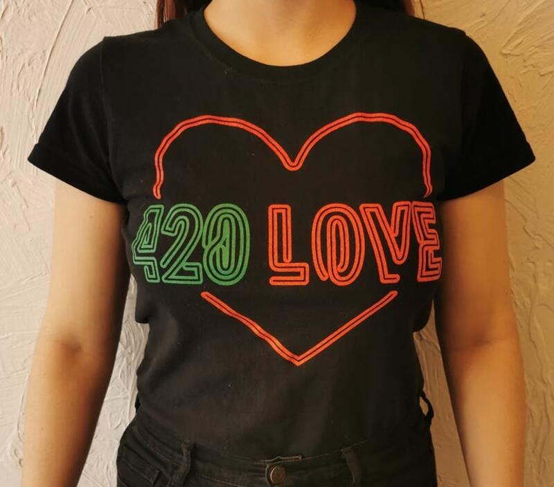 420 Love T-Shirt - XLarge
