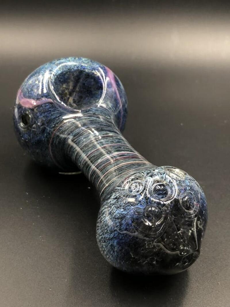 Blue and Purple swirl Pipe