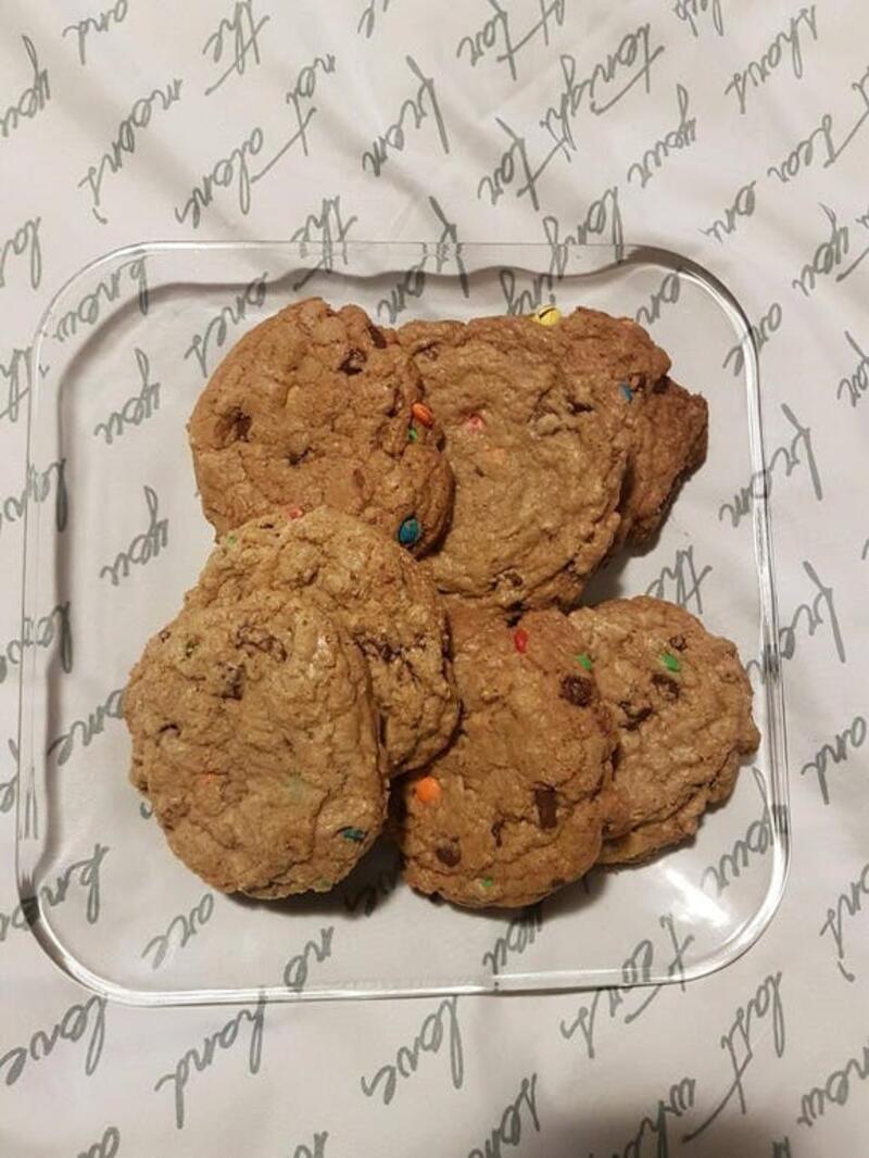 Aunty Dawn's Premium Baked Edibles- Chocolate Chip M&amp;M Cookies