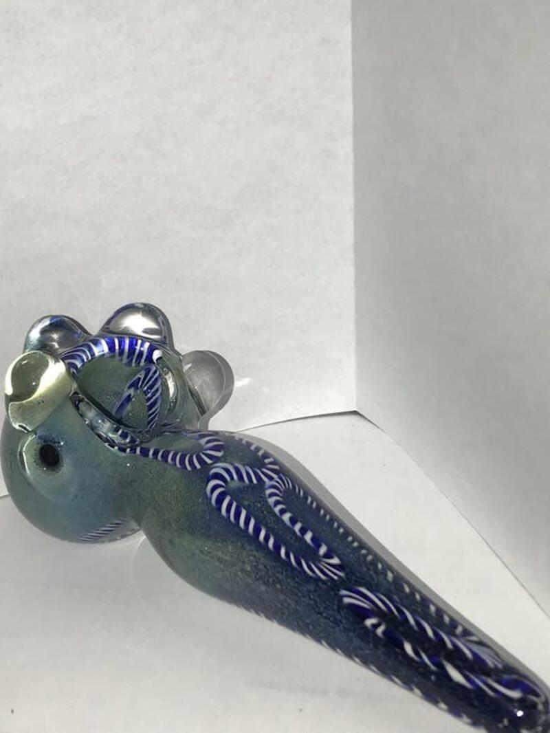 Blue tint Blue&white swirl Glass pipe